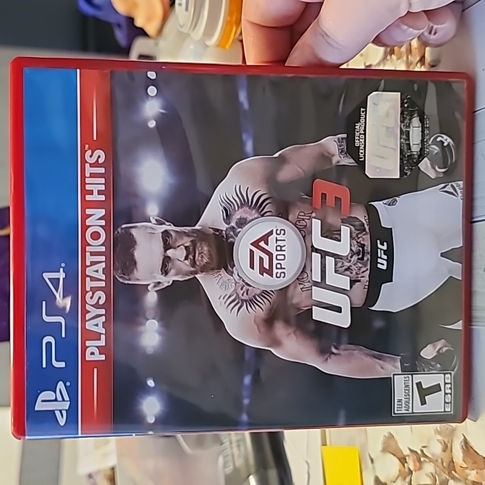 PS4 game - Picture 2 of 3